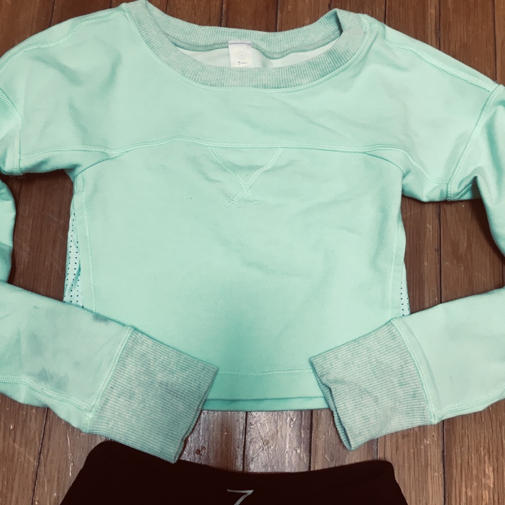 Ivivva cropped sweatshirt and Zella crop leggings